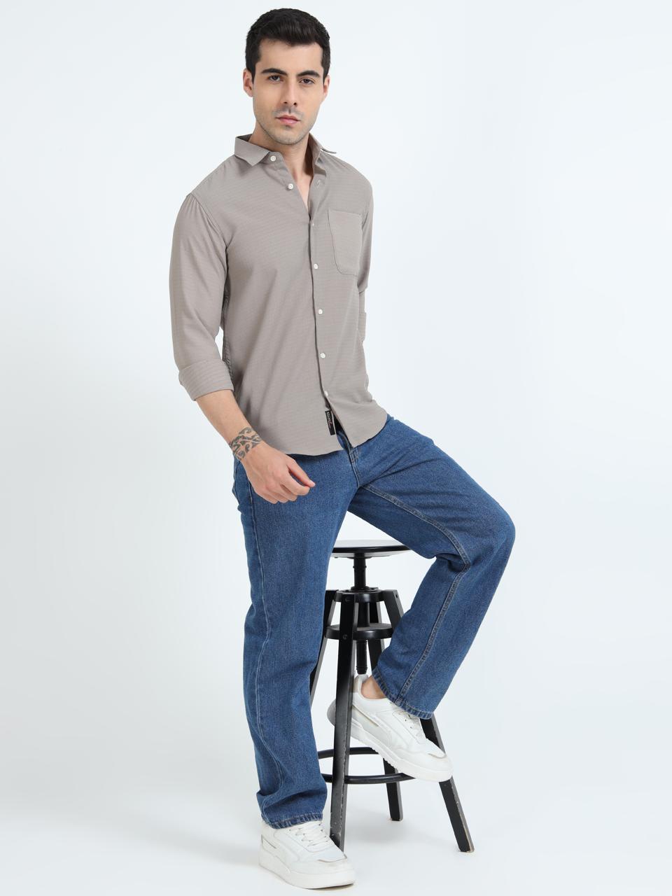 Earth Tone Men’s Casual Shirt with Modern Minimalist Design