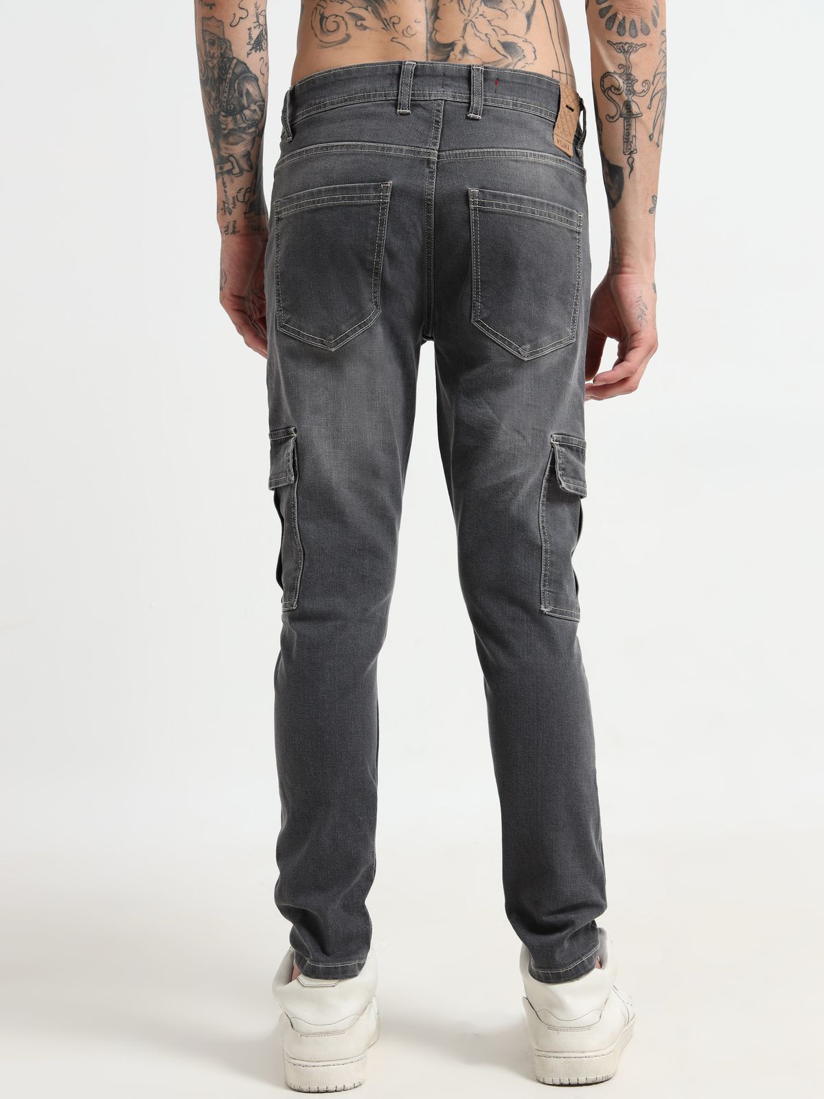 Men’s Black Cargo Denim Jeans with Utility Pockets
